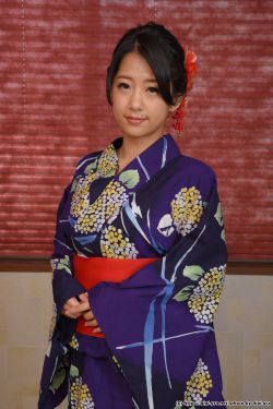 农村美女沟厕嘘嘘被偷看